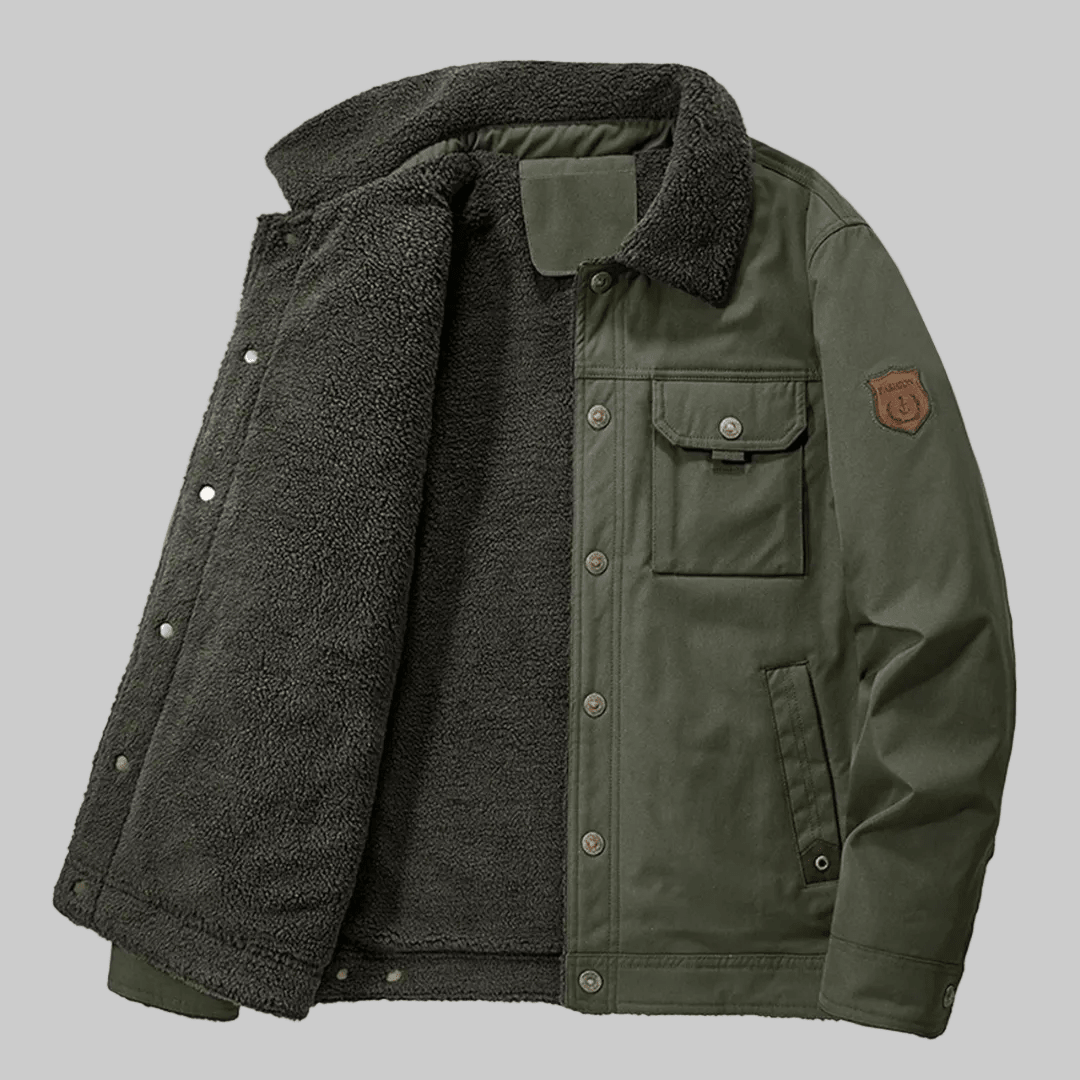 Men’s Insulated Outdoor Jacket – Lined Cargo Design