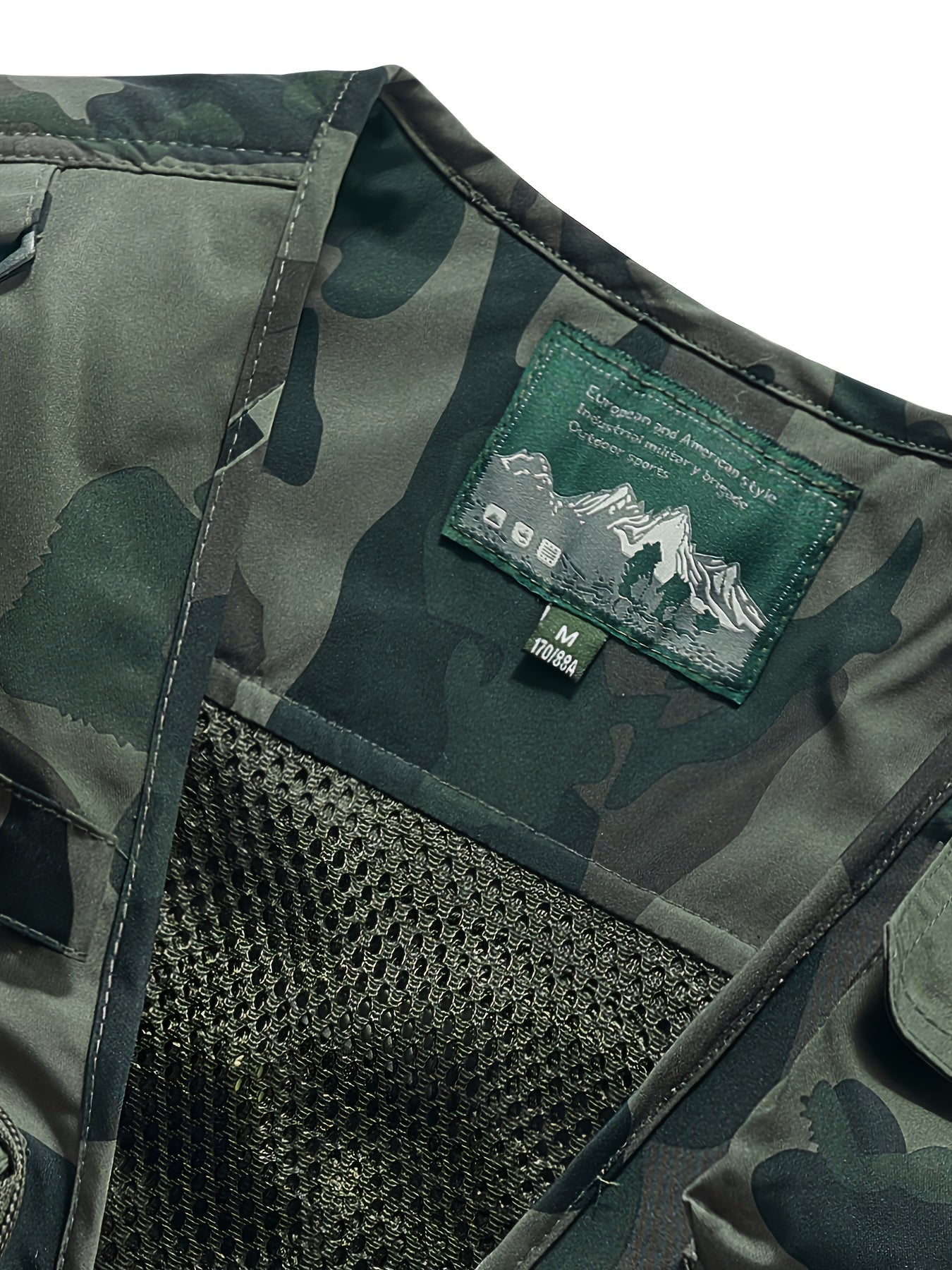 Men’s Multi-Pocket Outdoor Vest – Lightweight & Breathable for Fishing and Field Use – view 12